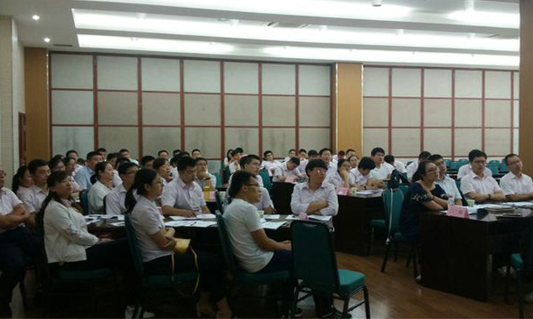 南京师范大学—邮储银行本溪市分行监管培训班在我校顺利举办！